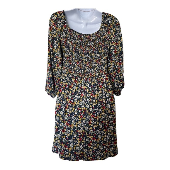 AUW women’s floral dress - Picture 3 of 3
